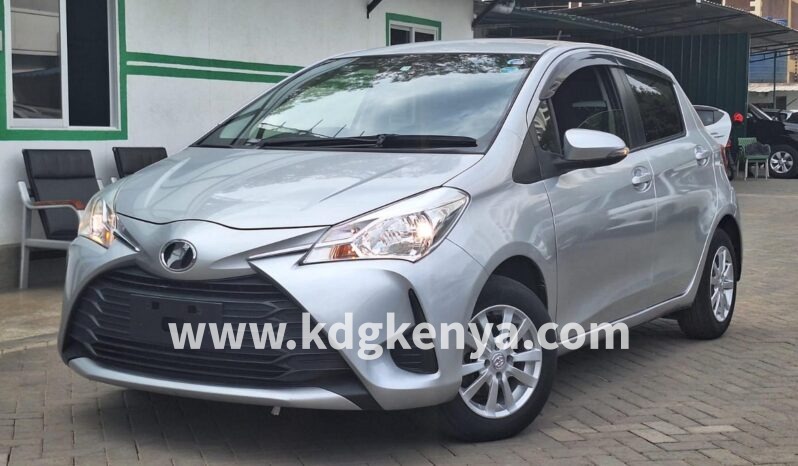 TOYOTA – VITZ (NON – HYBRID BASE TRIM) full