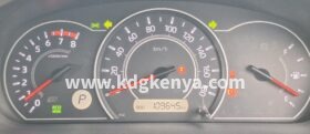 TOYOTA – VOXY (X / 4WD / 8 SEATER)