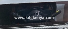 MERCEDES  – BENZ  A – CLASS A180 (PROGRESSIVE LINE )