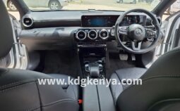 MERCEDES  – BENZ  A – CLASS A180 (PROGRESSIVE LINE )