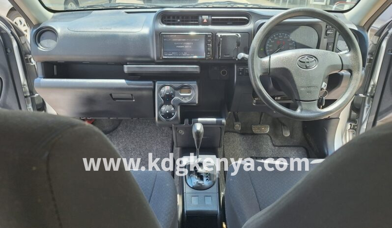 
TOYOTA – PROBOX VAN (HYBRID DX COMFORT) full									