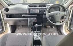 TOYOTA – PROBOX VAN  (DX COMFORT)
