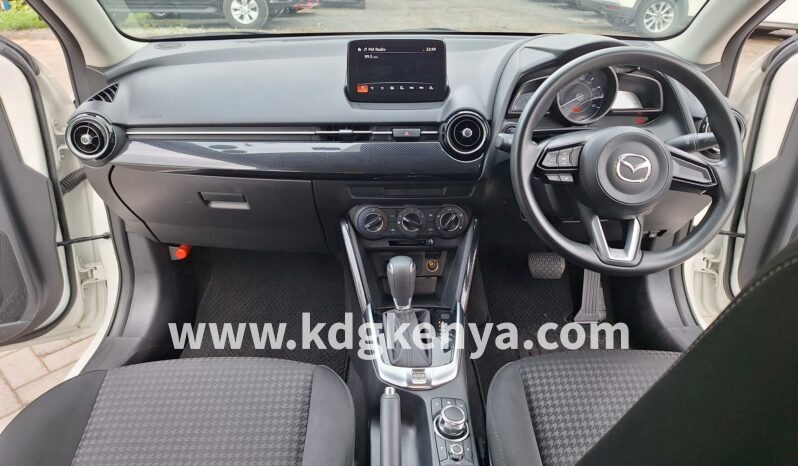 MAZDA – DEMIO (15S) full