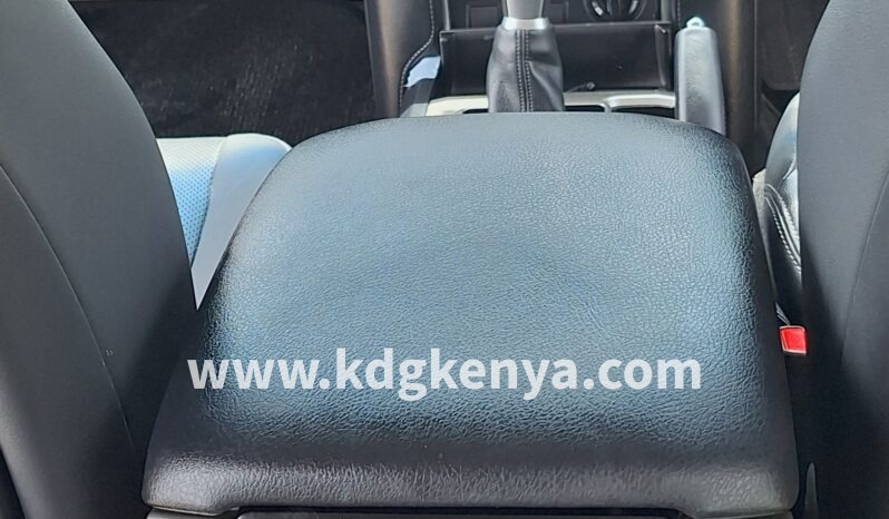 
								TOYOTA  – LAND CRUISER PRADO (TX / 5 SEATER / 4WD) full									