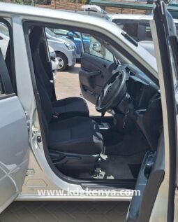 
TOYOTA – PROBOX VAN (HYBRID DX COMFORT) full									