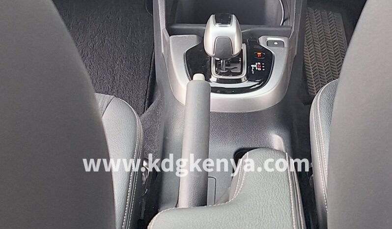 HONDA – FIT (1.3L HYBRID / 4WD) full