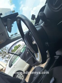 TOYOTA – PRIUS (S SAFETY PLUS / 1.8L HYBRID) full