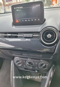 MAZDA – DEMIO (15S) full