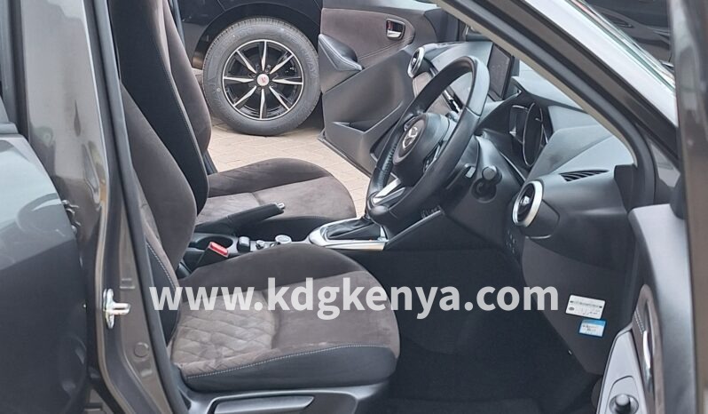 MAZDA – DEMIO (15S TOURING / AWD) full