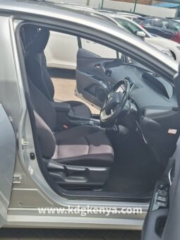 TOYOTA – PRIUS (S SAFETY PLUS / 1.8L HYBRID) full