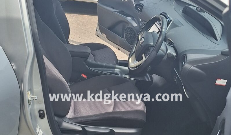 TOYOTA – PRIUS (S SAFETY PLUS / 1.8L HYBRID) full