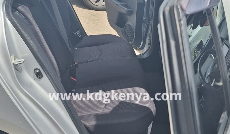 TOYOTA – PRIUS (S SAFETY PLUS / 1.8L HYBRID) full