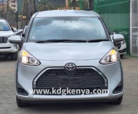 TOYOTA – SIENTA (X V PACKAGE / 7 SEATER / 2WD)