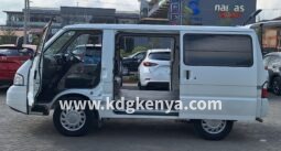 
MAZDA – BONGO (DX / 4WD) full									