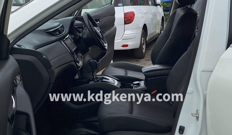 
								NISSAN – X TRAIL (20Xi / 4WD) full									