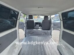 
MAZDA – BONGO (DX / 4WD) full									