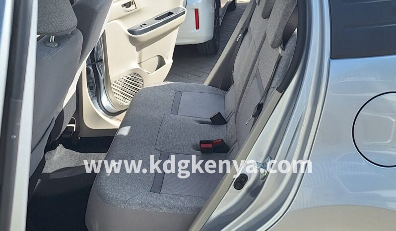 
TOYOTA – PASSO (X GRADE) full									