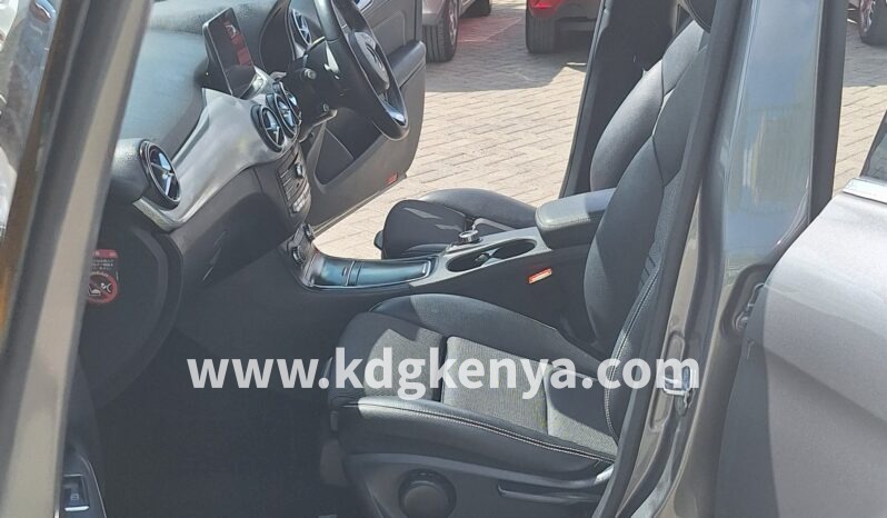 
MERCEDES – BENZ B180  (B180 / 1.6L / FWD) full									