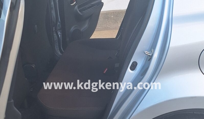 
TOYOTA – AQUA ( G GRADE) full									