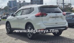 NISSAN X TRAIL (20 Xi / 4WD) full