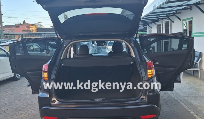 
HONDA – VEZEL (HYBRID Z HONDA SENSING) full									