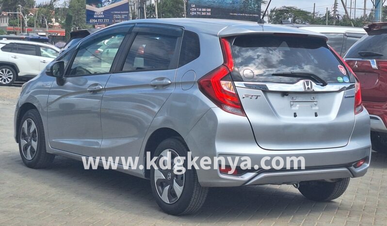 
HONDA – FIT (1.5L  HYBRID / 2WD) full									