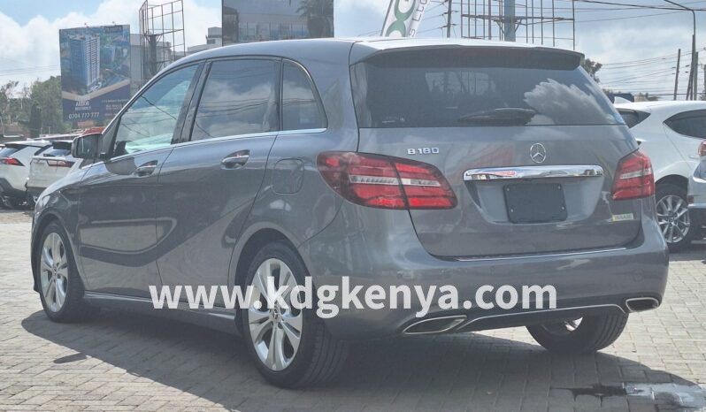 
MERCEDES – BENZ B180  (B180 / 1.6L / FWD) full									