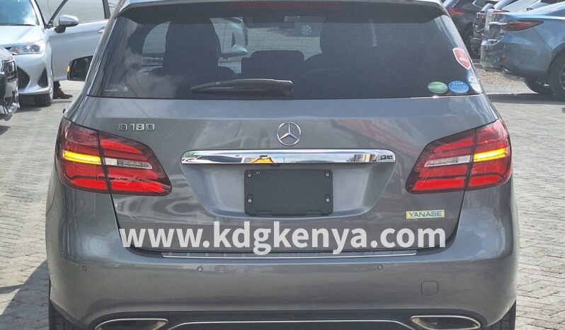 
MERCEDES – BENZ B180  (B180 / 1.6L / FWD) full									