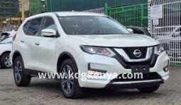 NISSAN – X TRAIL (20Xi / 4WD)