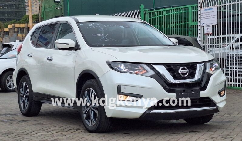 
								NISSAN – X TRAIL (20Xi / 4WD) full									