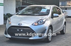 TOYOTA – AQUA ( G GRADE)