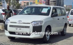 TOYOTA  –  SUCCEED VAN (DX COMFORT)