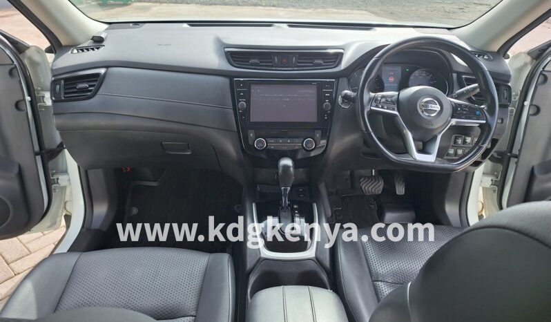 
NISSAN X TRAIL (20 Xi / 4WD) full									