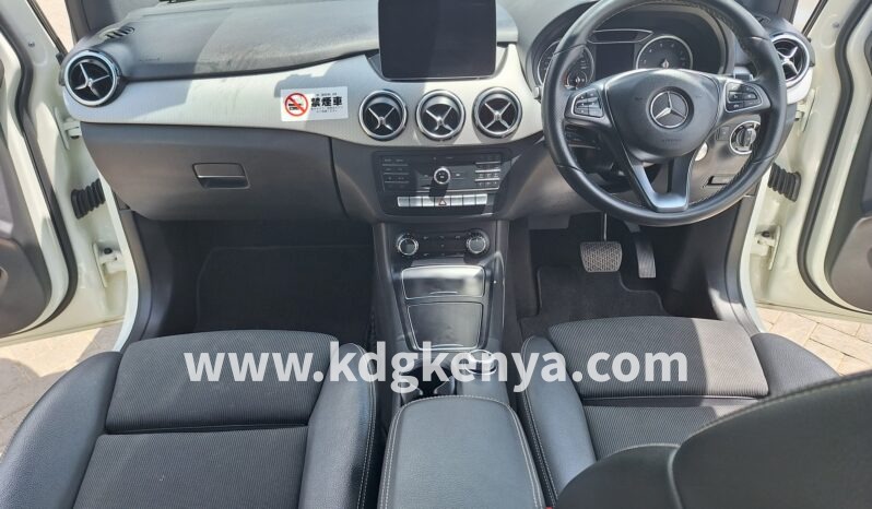 
MERCEDES – BENZ  B CLASS (B180 / 1.6L / FWD) full									