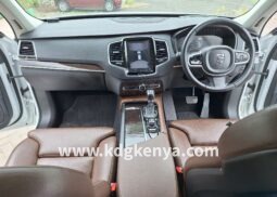 VOLVO – XC90 ( T5 INSCRIPTION / AWD)