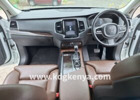 VOLVO – XC90 ( T5 INSCRIPTION / AWD)