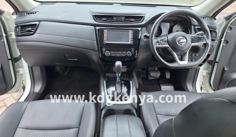 
								NISSAN – X TRAIL (20Xi / 4WD) full									