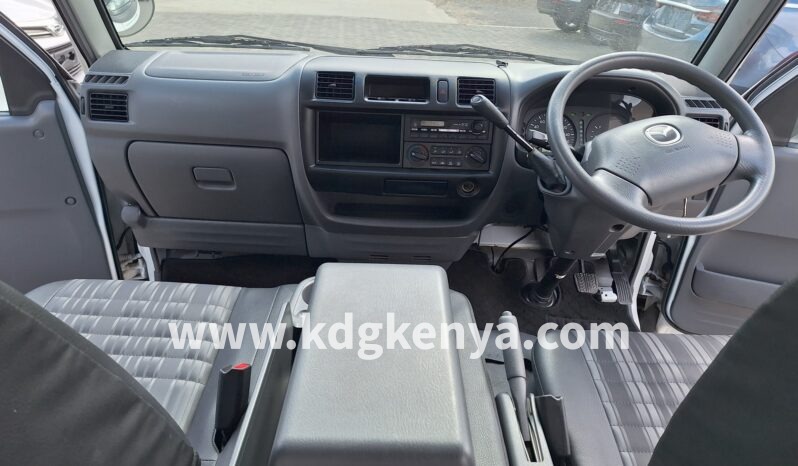 
MAZDA – BONGO (DX / 4WD) full									