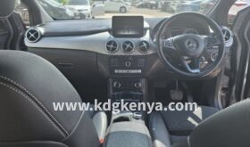 MERCEDES – BENZ B180  (B180 / 1.6L / FWD)