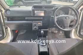 TOYOTA – PROBOX VAN (HYBRID DX COMFORT)