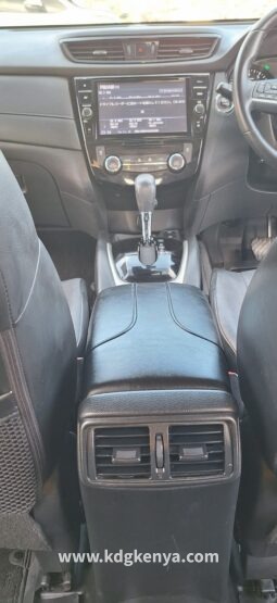 
NISSAN – X TRAIL  (20Xi / 4WD) full									