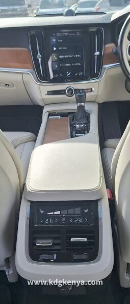 
VOLVO – S90 (T6 INSCRIPTION) full									