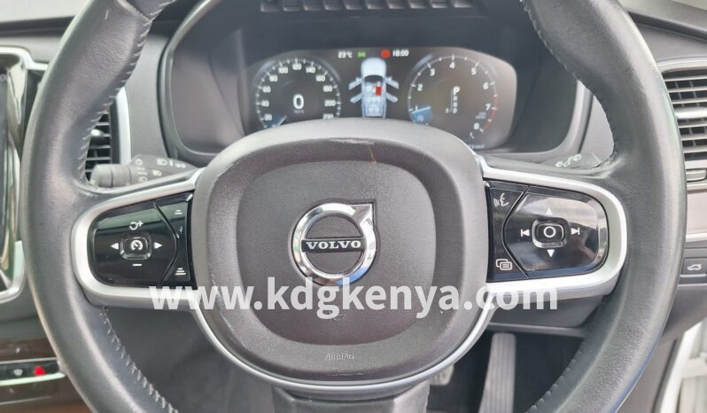 
								VOLVO – XC90 ( T5 INSCRIPTION / AWD) full									