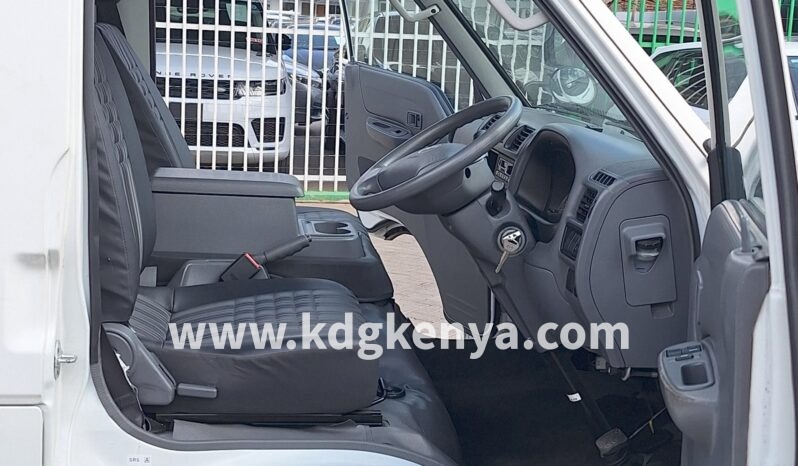 
MAZDA – BONGO (DX / 4WD) full									