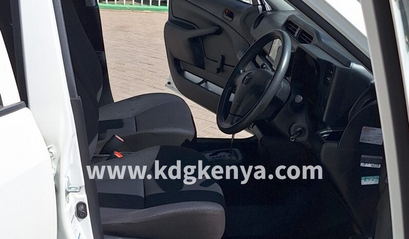 
TOYOTA  –  SUCCEED VAN (DX COMFORT) full									