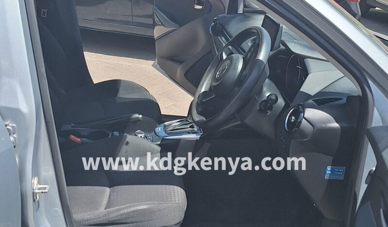 
MAZDA – DEMIO (15S) full									