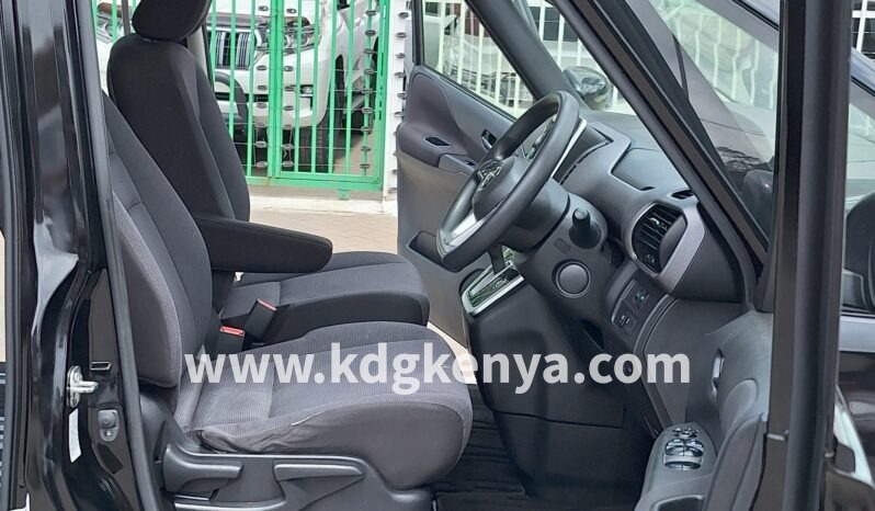 
NISSAN – SERENA (S GRADE / 2WD) full									