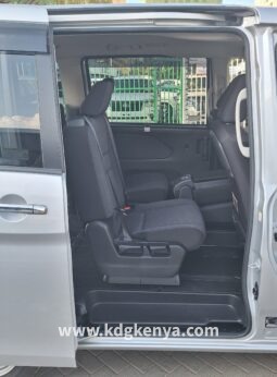 NISSAN – SERENA (X V SELECTION / 7 SEATER ) full