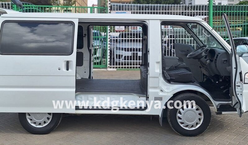 
MAZDA – BONGO (DX / 4WD) full									