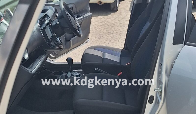 
TOYOTA – AQUA (S GRADE / HYBRID) full									